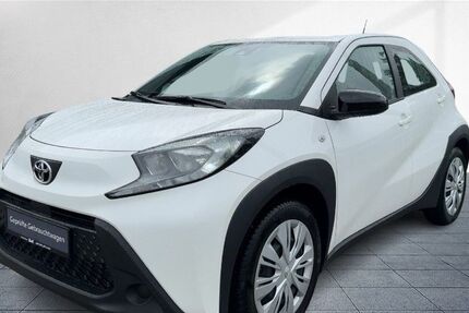 Toyota Aygo (X) 20.850 km 17.990 &euro; Buchholz 21244