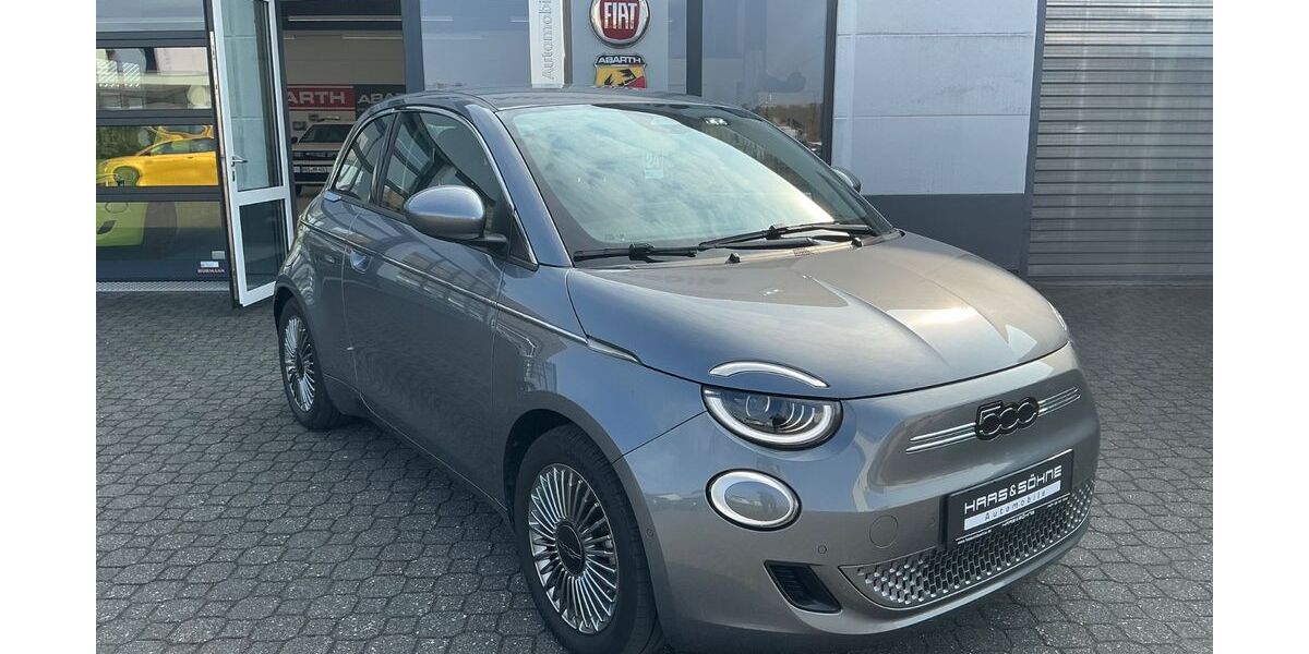 Fiat 500e 17.263 km 22.990 &euro; Eckental 90542
