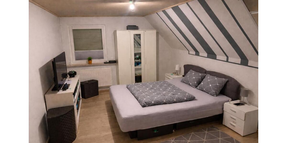 Einfamilienhaus Ihlow - 6 Zimmer, 241 m&sup2;, 390.000&euro; | Angebot:25926252
