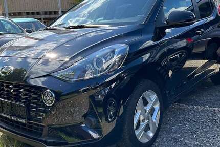 Hyundai i10 30.800 km 12.990 &euro; Sangerhausen 06526