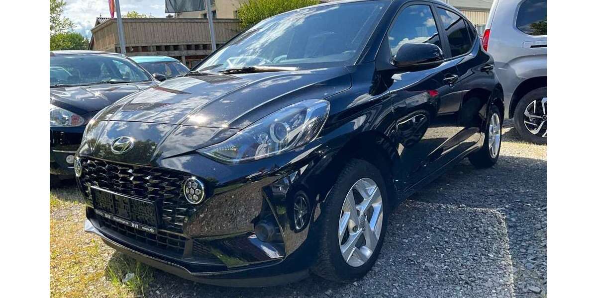 Hyundai i10 30.800 km 12.990 &euro; Sangerhausen 06526