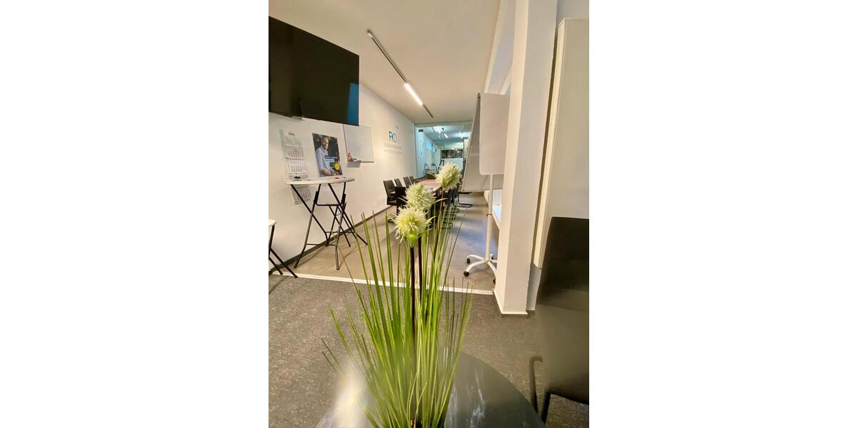 Sofort frei - DIE Laden- Bürofläche in Hann. Münden - einzigartig und repräsentativ. Staffelmiete denkbar ! zimmer