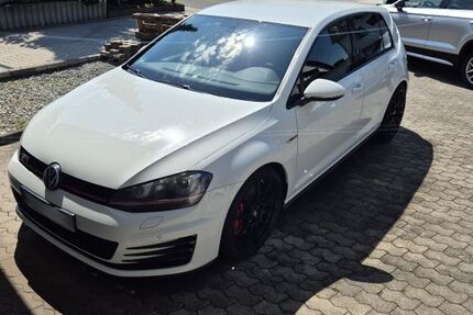 VW Golf 94.765 km 16.000 &euro; Karlsdorf-Neuthard 76689
