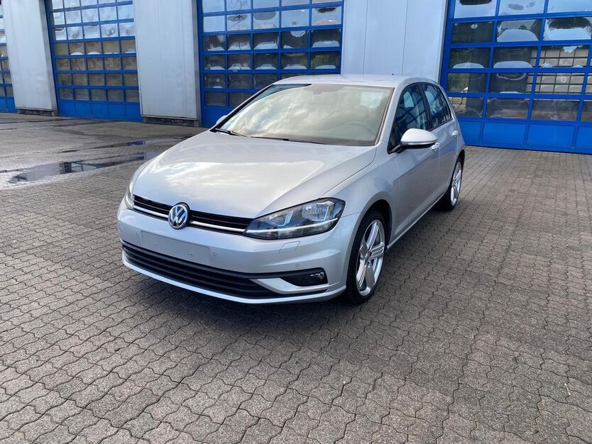 VW Golf 95.000 km 11.980 € Mogendorf 56424