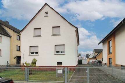 Haus zum Kaufen in Obertshausen 519.000 € 106.26 m²