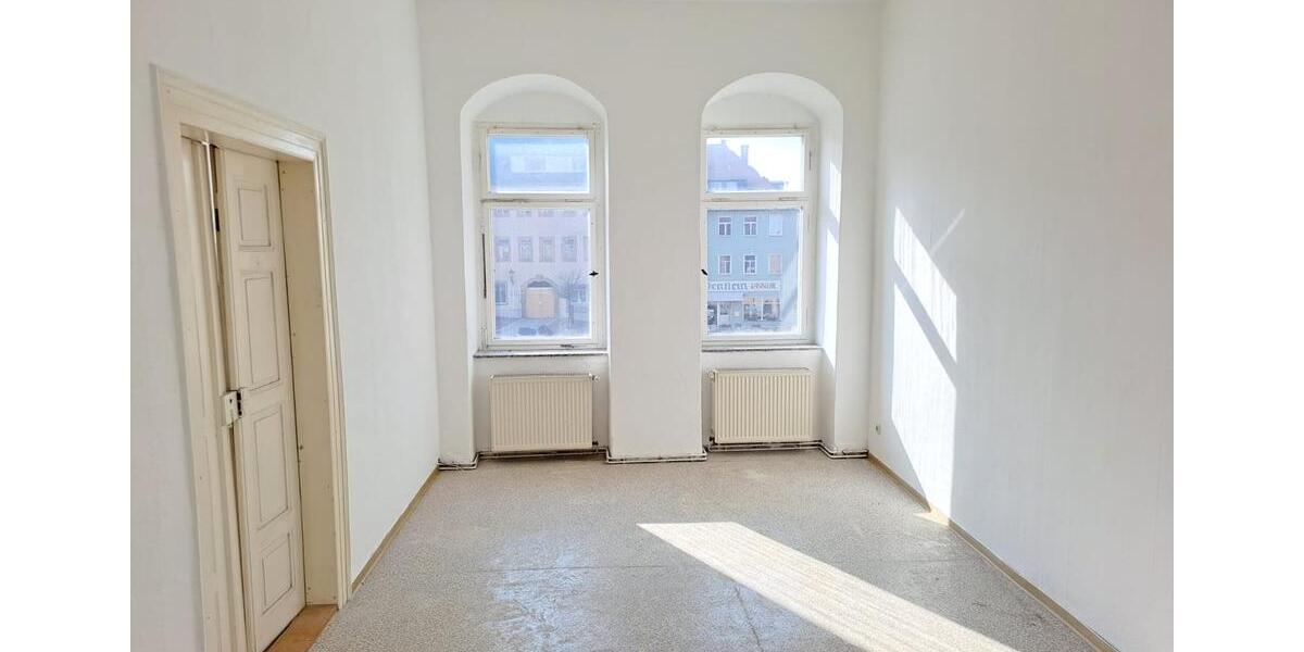 Etagenwohnung Leisnig - 3.5 Zimmer, 109 m&sup2;, 470&euro; | Angebot:25902802