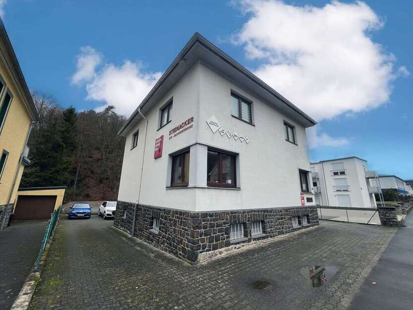 Büro in Idar-Oberstein 184.900 € 150 m²
