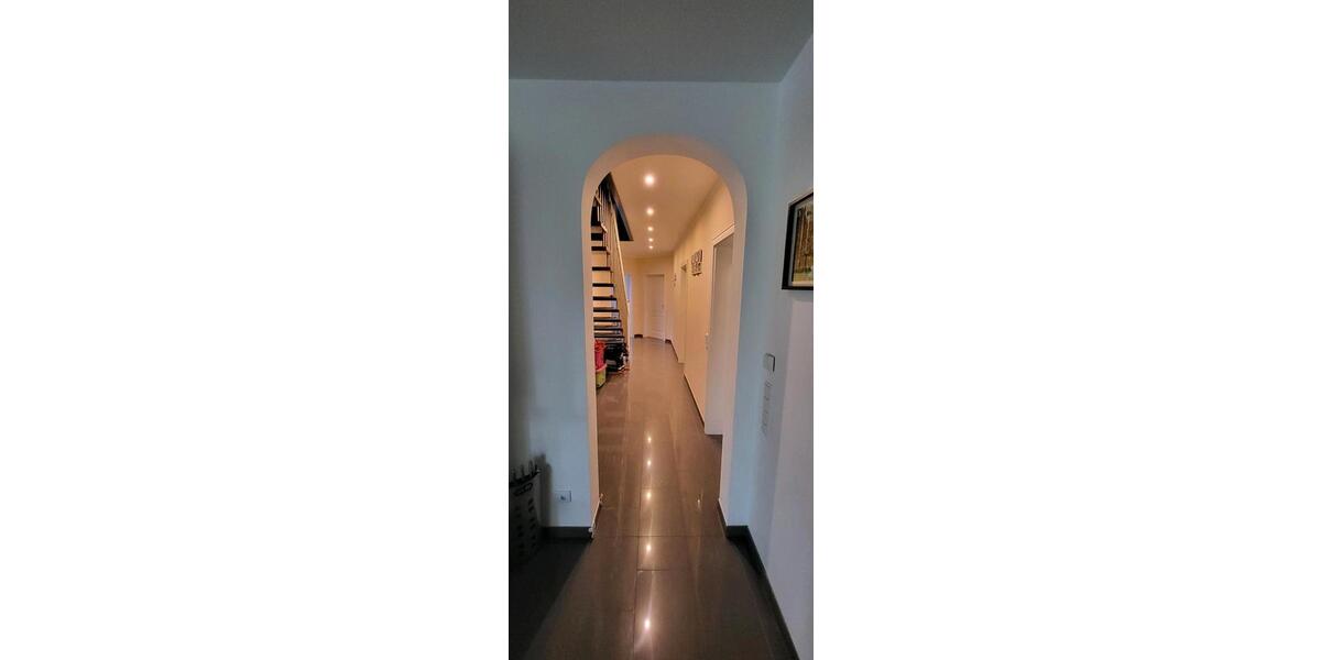 Einfamilienhaus Lage - 555.000&euro; | Angebot:26270954