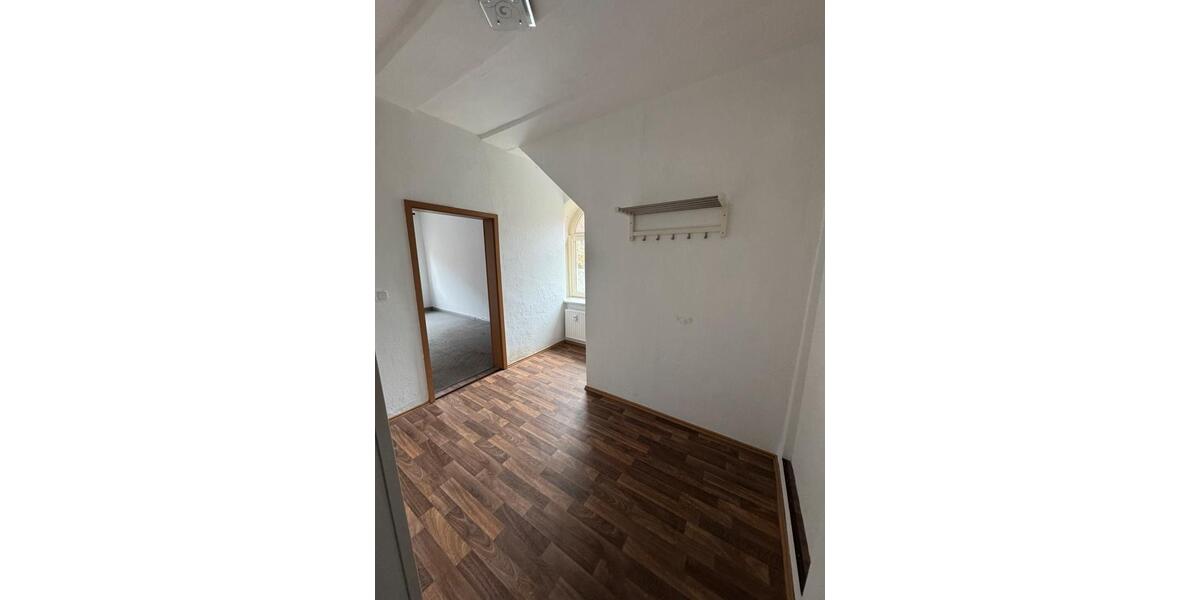 Schöne Erdgeschosswohnung mit überdachter Terrasse 2 zimmer