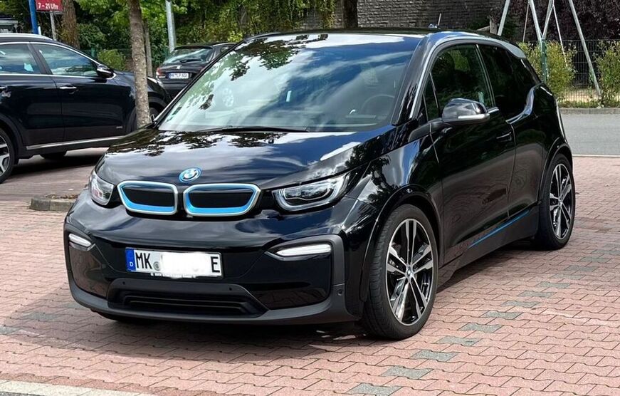 i3