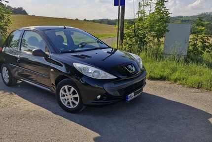 Peugeot 206 163.545 km 850 &euro; Meinerzhagen 58540