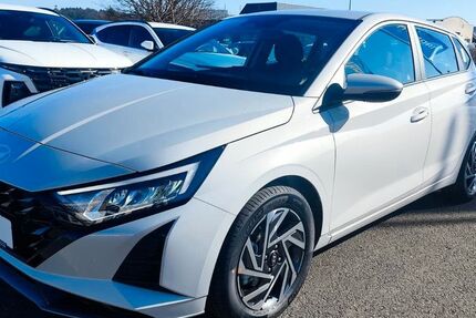 Hyundai i20 1.030 km 25.790 &euro; Freyburg 06632