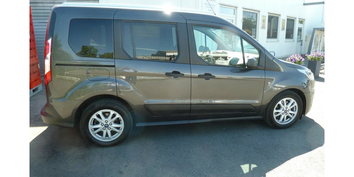 Ford Tourneo Connect CDTI Klima Navi Alu Standheizung 165.000 km 12.900 &euro; Ratingen 40885