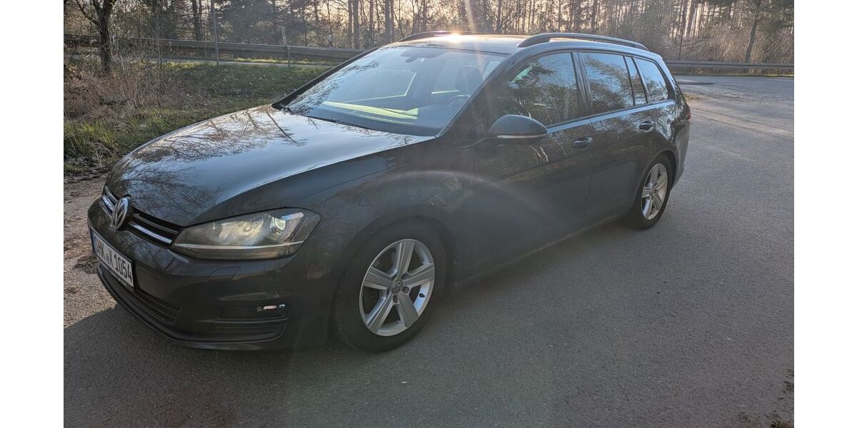VW Golf 199.000 km 9.450 &euro; Bad Klosterlausnitz 07639
