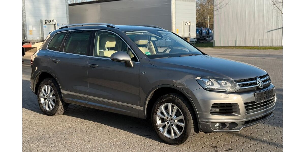 VW Touareg 225.611 km 14.900 &euro; Alsdorf 52477
