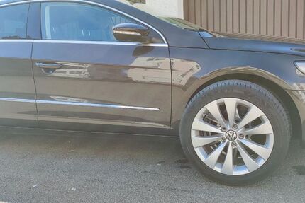 VW CC 157.673 km 9.500 &euro; Kelheim 93309