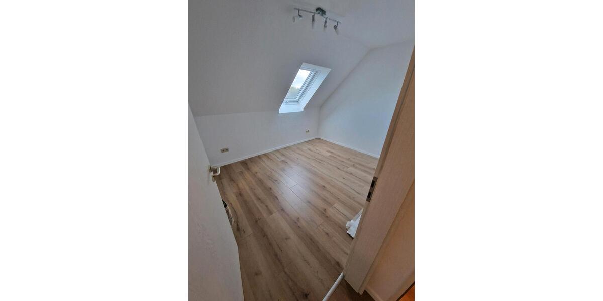 Dachgeschoßwohnung Gütersloh Avenwedde - 1 Zimmer, 60 m&sup2;, 795&euro; | Angebot:25454176