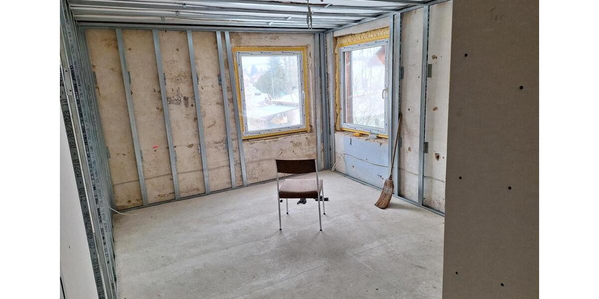 Mehrfamilienhaus, Wohnhaus Kaltennordheim - 10 Zimmer, 150 m&sup2;, 70.000&euro; | Angebot:26762399