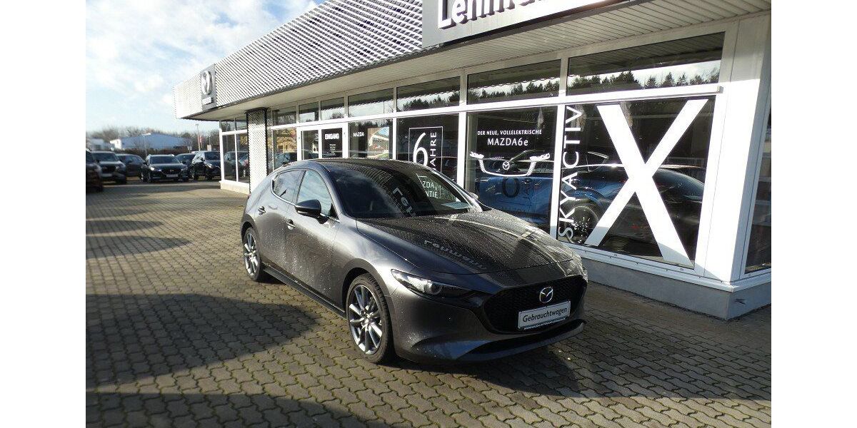 Mazda 3 21.083 km 25.990 &euro; Senftenberg 01968