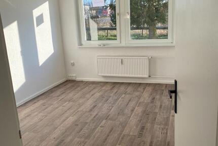 Wohnung Samtens - 2 Zimmer, 50 m&sup2;, 500&euro; | Angebot:24694388