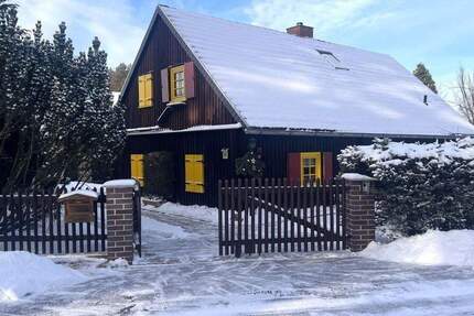 Wenn der Kamin knistert: Bauernhof in winterlicher Alleinlage 4 zimmer