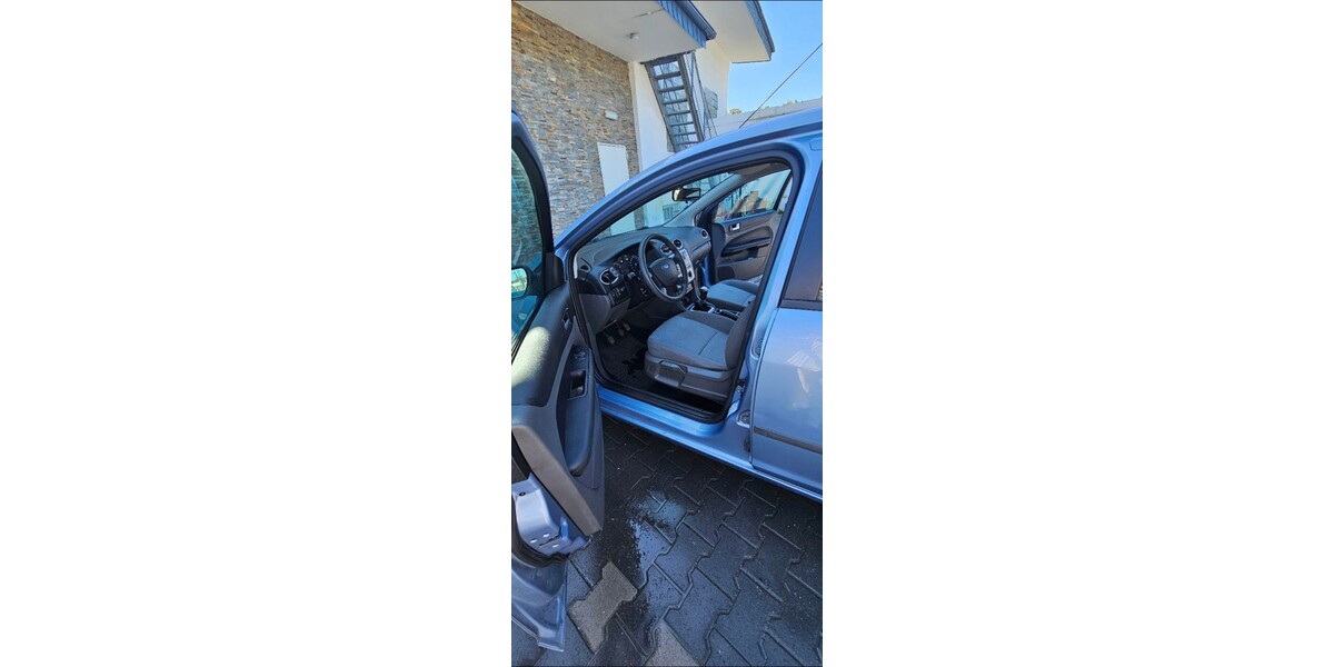 Ford Focus 189.000 km 2.990 € Rheinberg 47495