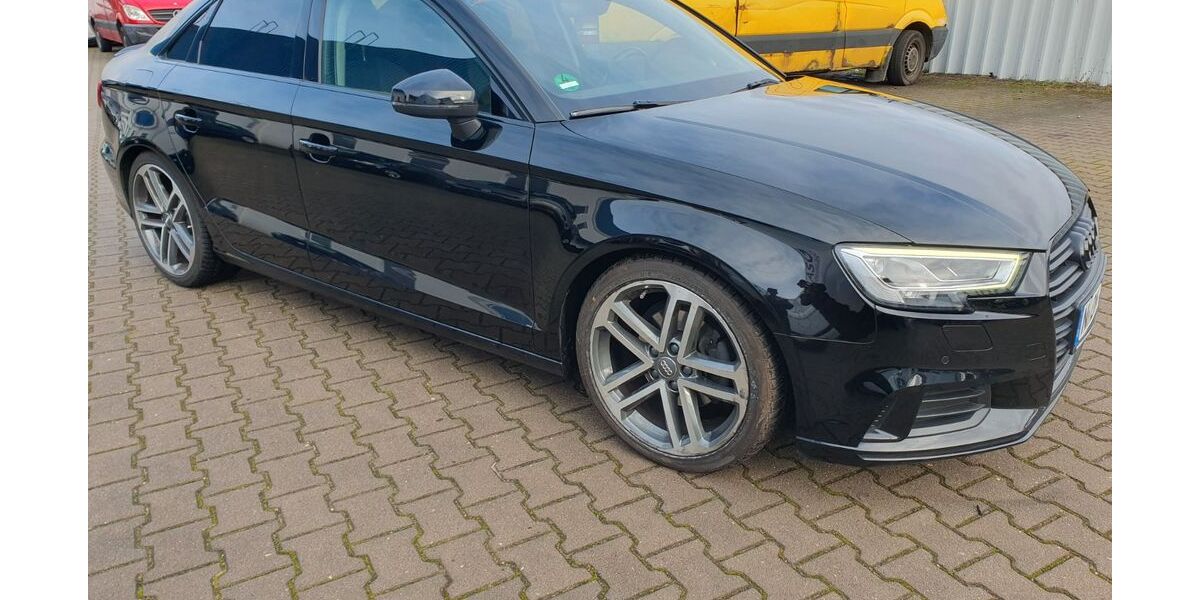 Audi A3 98.000 km 20.490 &euro; Nürnberg 90431