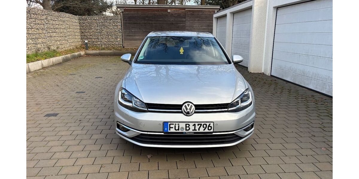 VW Golf 81.900 km 19.900 &euro; Zirndorf 90513