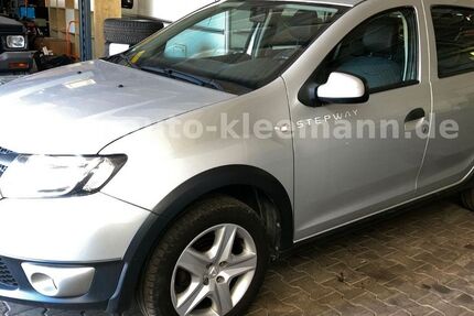 Dacia Sandero 96.353 km 6.390 &euro; Wörthsee 82237