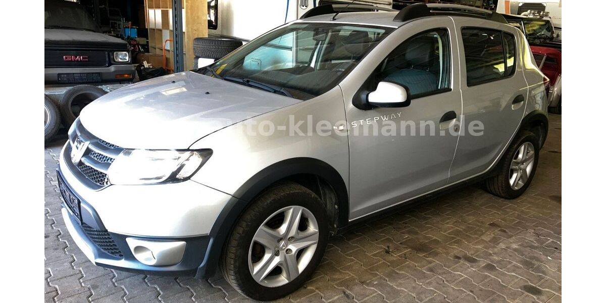 Dacia Sandero 96.353 km 6.390 &euro; Wörthsee 82237