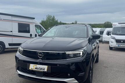 Opel Grandland (X) 30.713 km 20.800 &euro; Oelsnitz 09376