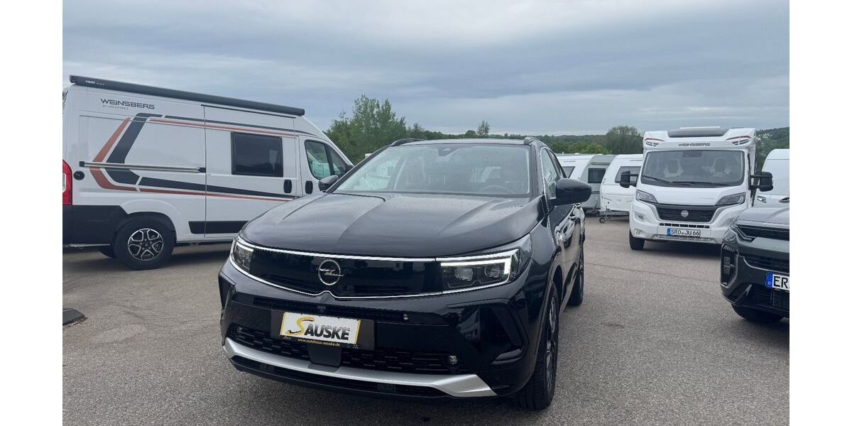 Opel Grandland (X) 30.713 km 20.800 &euro; Oelsnitz 09376