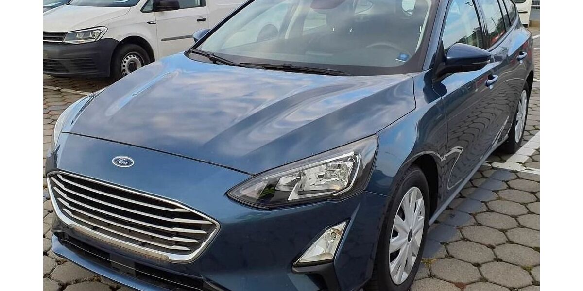 Ford Focus 48.500 km 14.498 &euro; Dessau-Roßlau 06847