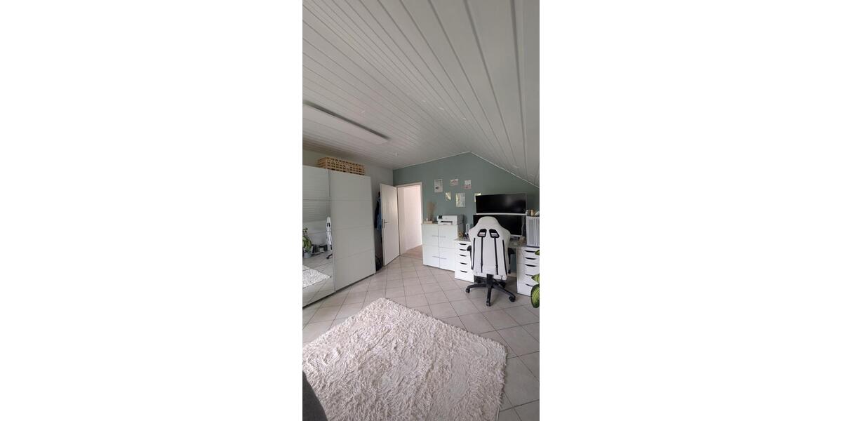 Etagenwohnung Waldsee - 3 Zimmer, 92 m&sup2;, 350.000&euro; | Angebot:26646097