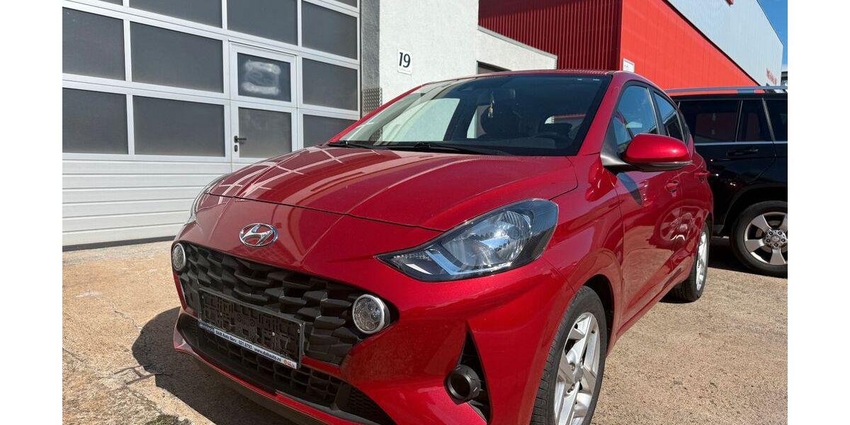 Hyundai i10 29.900 km 13.990 &euro; Filderstadt 70794