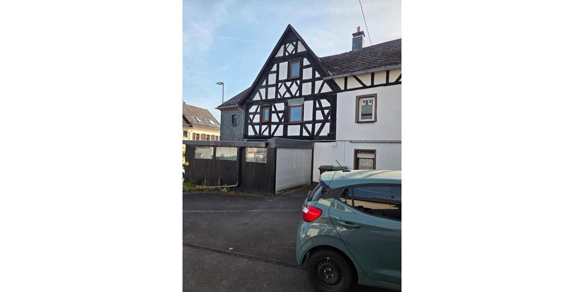 Doppelhaushälfte Neuhäusel - 8 Zimmer, 95 m&sup2;, 154.000&euro; | Angebot:26814499