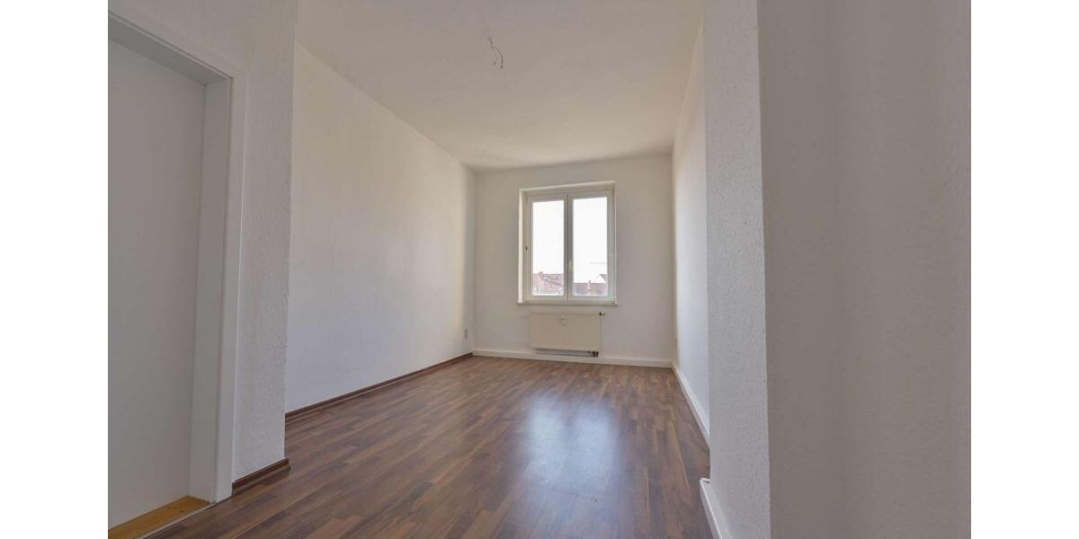 Etagenwohnung Hohenstein-Ernstthal Ernstthal - 3 Zimmer, 63 m&sup2;, 345&euro; | Angebot:26001486