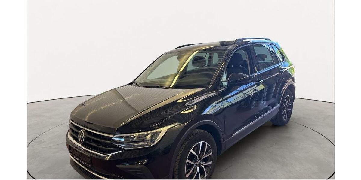 VW Tiguan 50.748 km 26.925 &euro; Jesteburg 21266