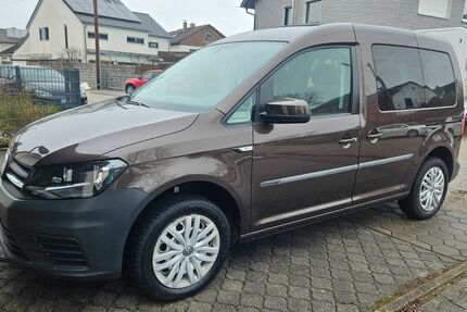 VW Caddy 81.000 km 19.500 &euro; Olching 82140