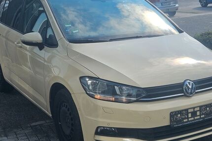 VW Touran 312.000 km 5.900 &euro; Limburg an der Lahn 65556