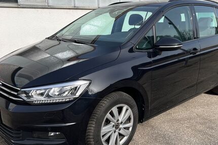 VW Touran 77.500 km 23.990 &euro; Mönsheim 71297