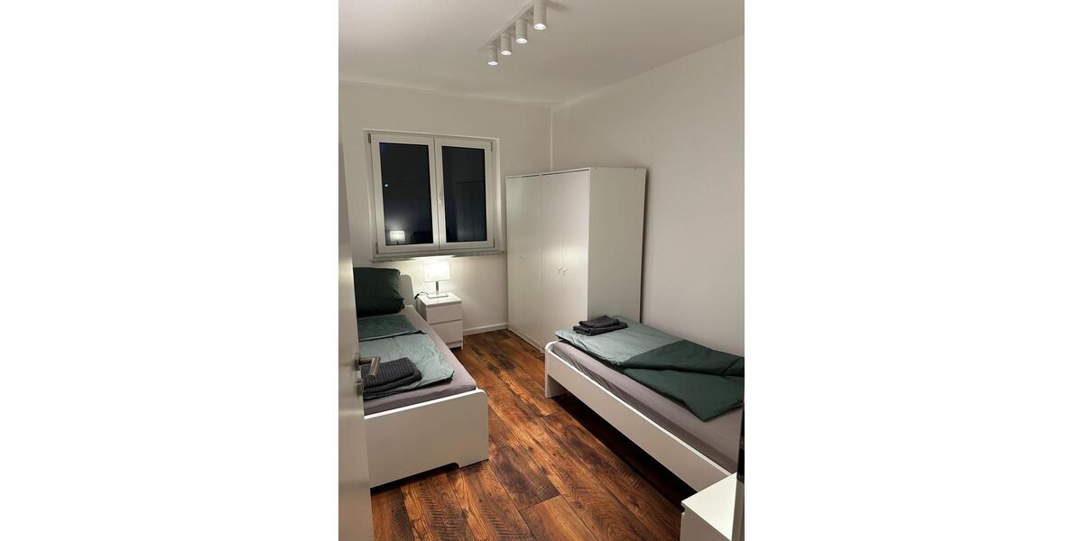 Etagenwohnung Hausham - 12 Zimmer, 80 m&sup2;, 30&euro; | Angebot:26317534