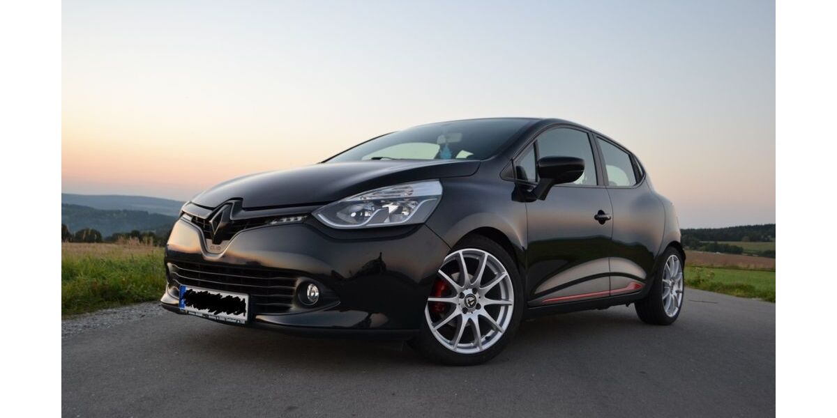Renault Clio 114.900 km 5.000 &euro; Annaberg-Buchholz 09456