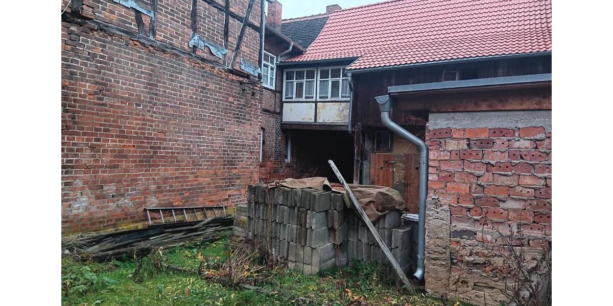 Mehrfamilienhaus, Wohnhaus Sangerhausen - 8 Zimmer, 200 m&sup2;, 60.000&euro; | Angebot:26310540