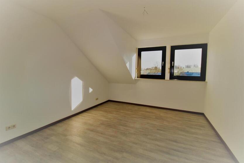 Charmante Dachgeschoßwohnung mit eigener Terrasse