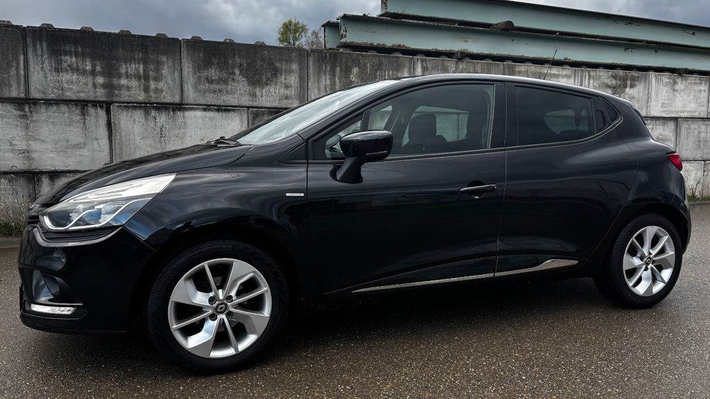 Renault Clio 108.000 km 7.500 &euro; Kenzingen 79341