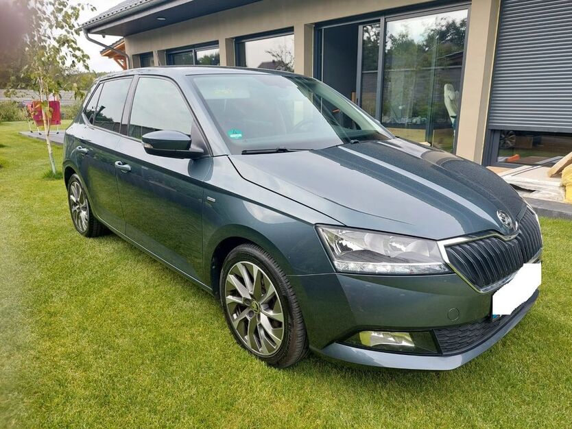 Skoda Fabia 81.252 km 10.900 € Guben 03172