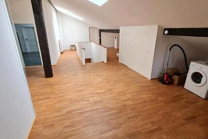 Wohnung Frontenhausen - 9 Zimmer, 160 m&sup2;, 475&euro; | Angebot:25310581