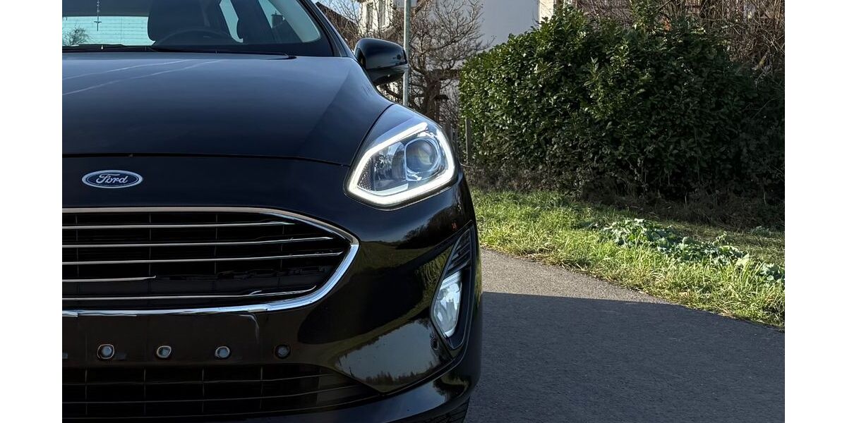 Ford Fiesta 102.000 km 10.000 &euro; Bonn 53229