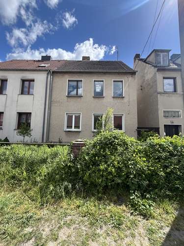Haus zum Kaufen in Dessau-Roßlau OT Kleinkühnau 60.000 € 131.4 m²